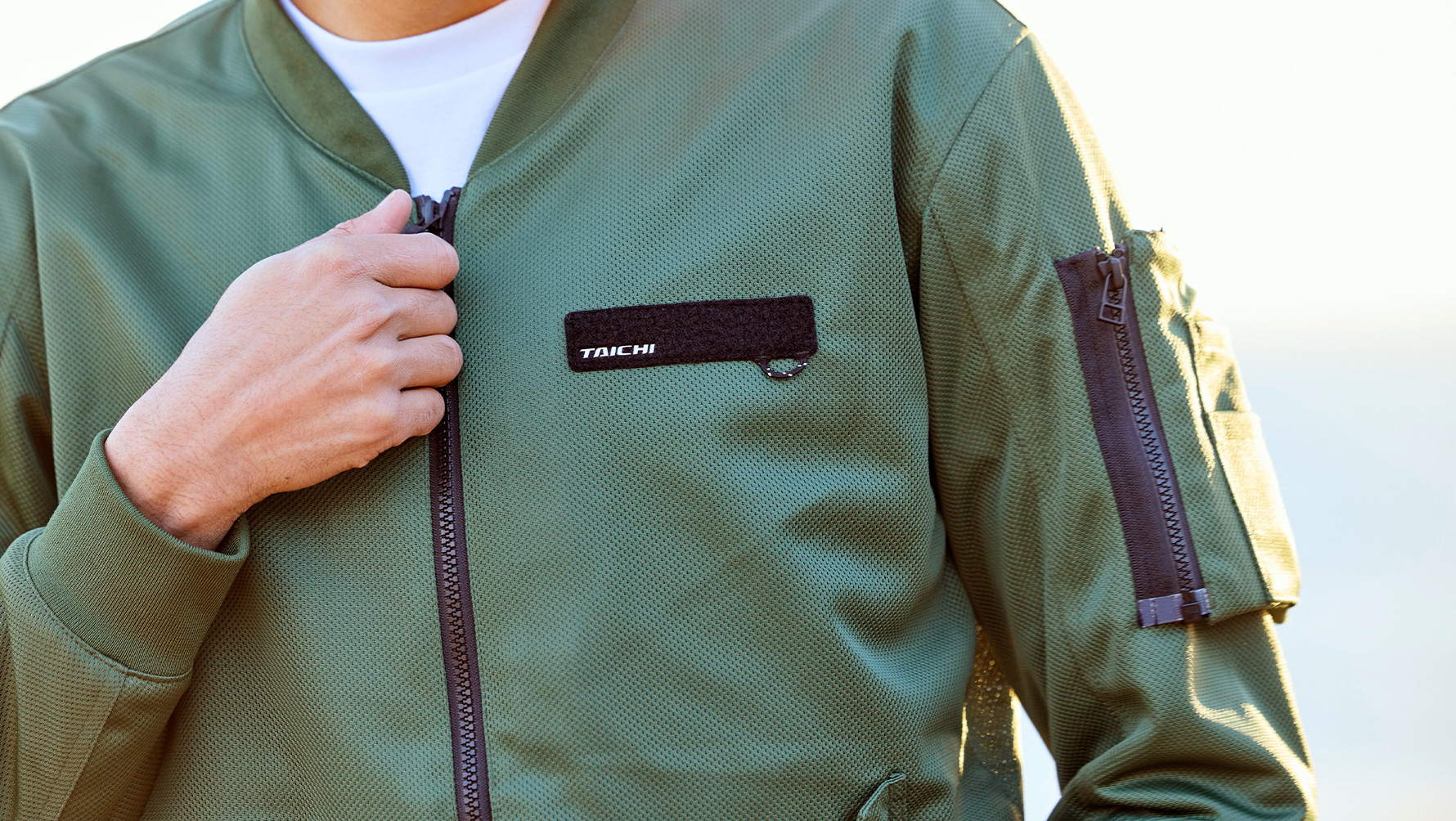 AIRFLIGHTJACKET02_001